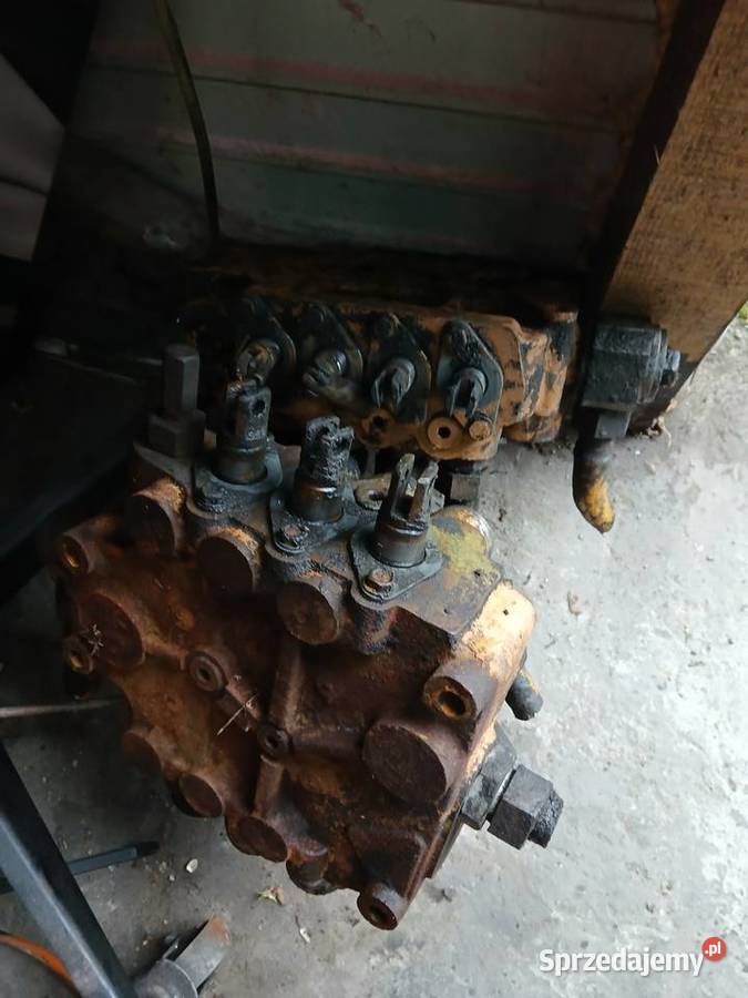 Rozdzielacz hydrauliczny warynski podkarpackie Kamionka