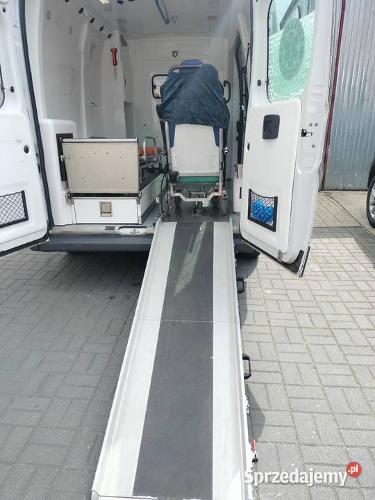 ambulan karetka wspomaganie kierownicy Samochody osobowe Drągowina sprzedam