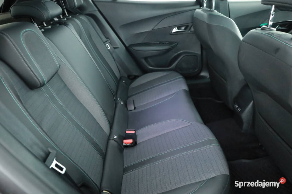 Peugeot 2008 12 PureTech skórzana tapicerka Piaseczno
