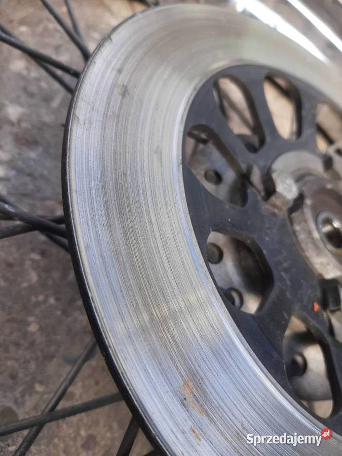 Kolo przednie suzuki gn 125 250 tarcza Pozostałe lubelskie Strzyżewice