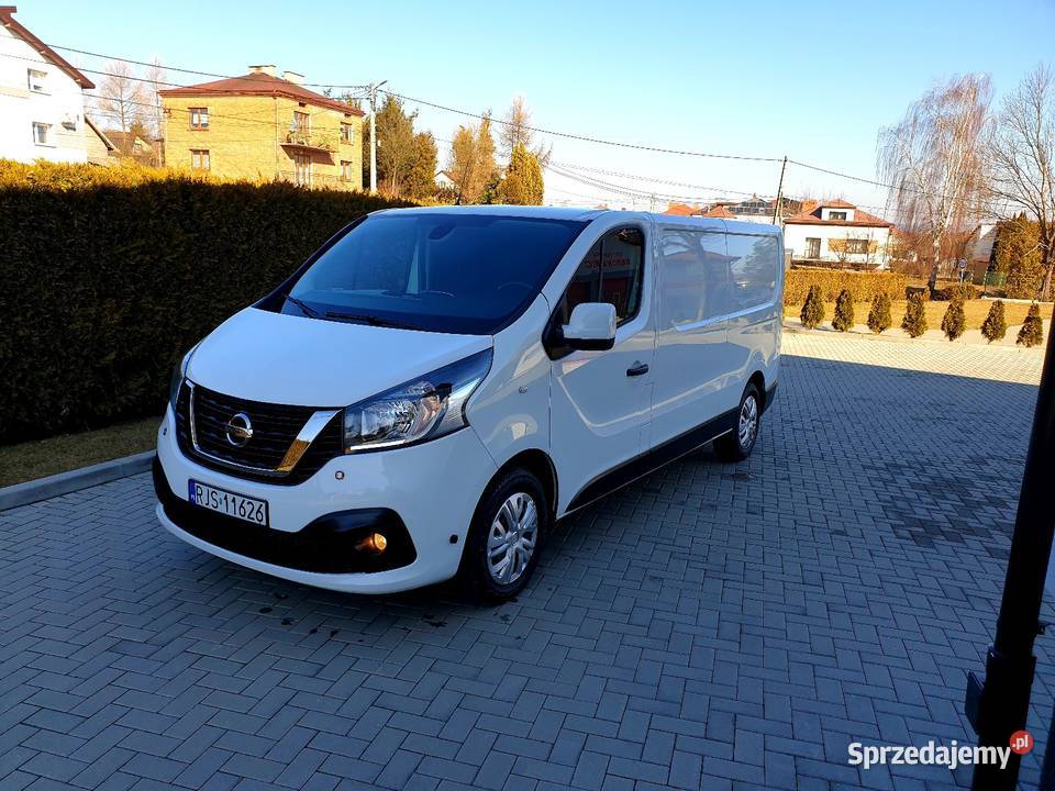 Nissan NV300 trafic vivaro bogate wyposażenie Dębowiec