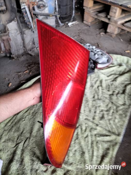 Ford Focus MK1 LAMPA TYŁ TYLNA LEWA Kamień-Kolonia