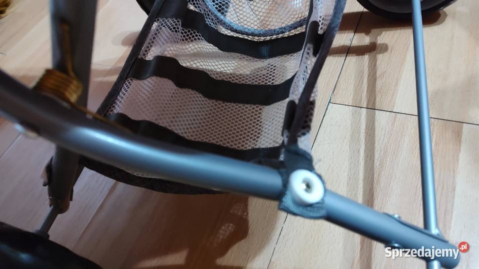 Spacerówka lalek Chico