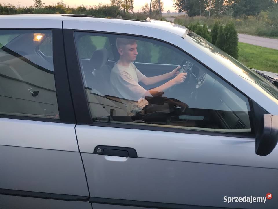 BMW E36 318i Zabytkowe tablice 118 okazja Samochody osobowe sprzedam