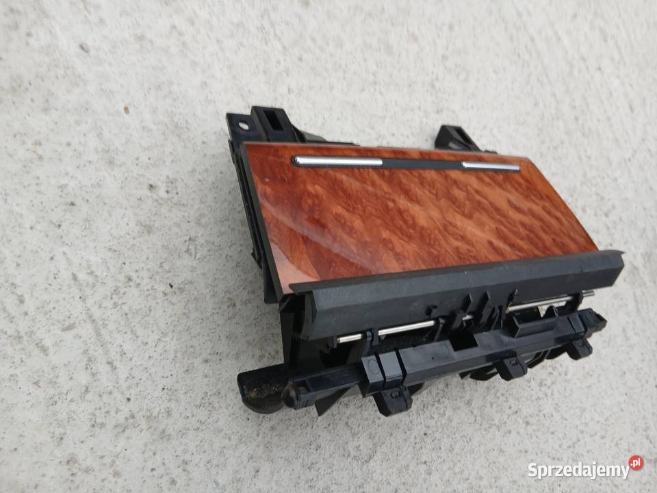 Audi A4 B6 B7 popielniczka przód drewno Szczerbice