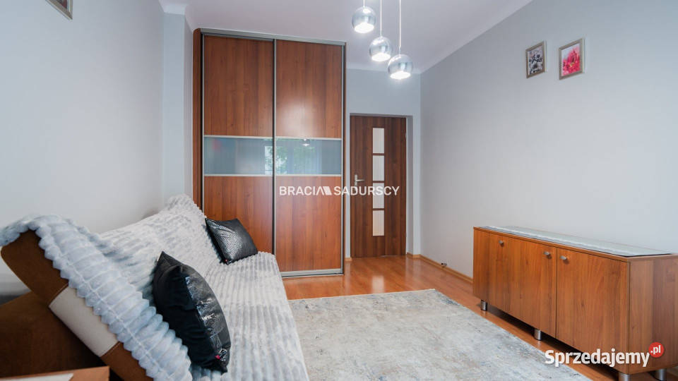 sprzedaży mieszkania 6523m2 3 pokojowe Kraków małopolskie