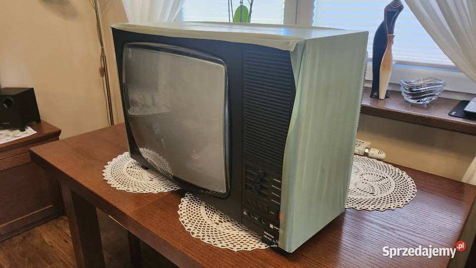 Telewizor UNITRA WZT HELIOS TC 506 fabrycznie Rzepiska