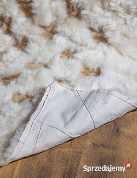 Narzuta ze skóry owczej strzyżonej island Rozmiar 160x200 Szaflary