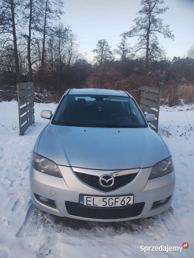 Mazda 3 sedan niski przebieg Mazda Ślesin sprzedam