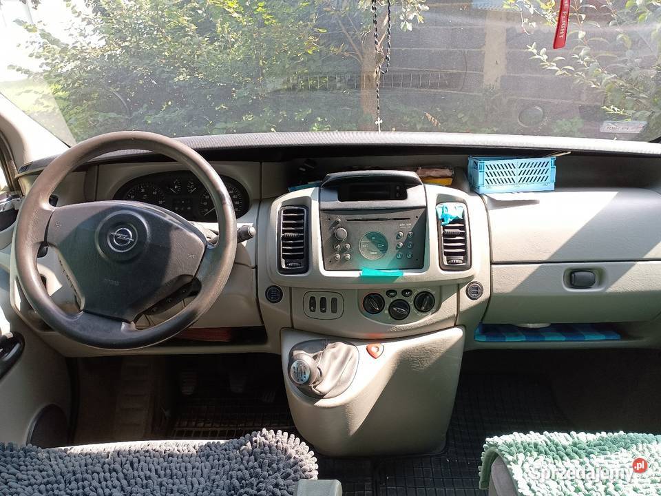 Opel Vivaro 19CDTI światła przeciwmgielne Słupca