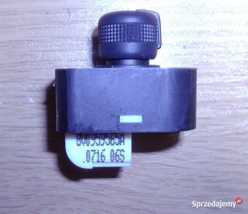 AUDI A3 STEROWANIE LUSTEREK 8V0959565A Katowice