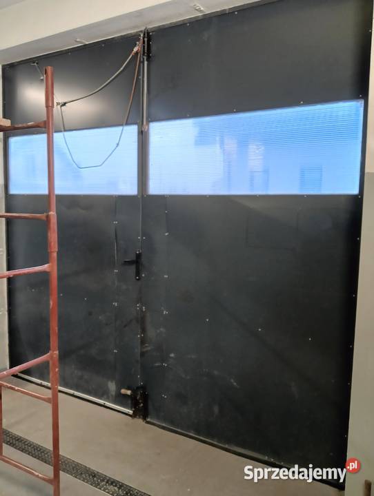 Brama garażowa dwuskrzydłowa Zamość