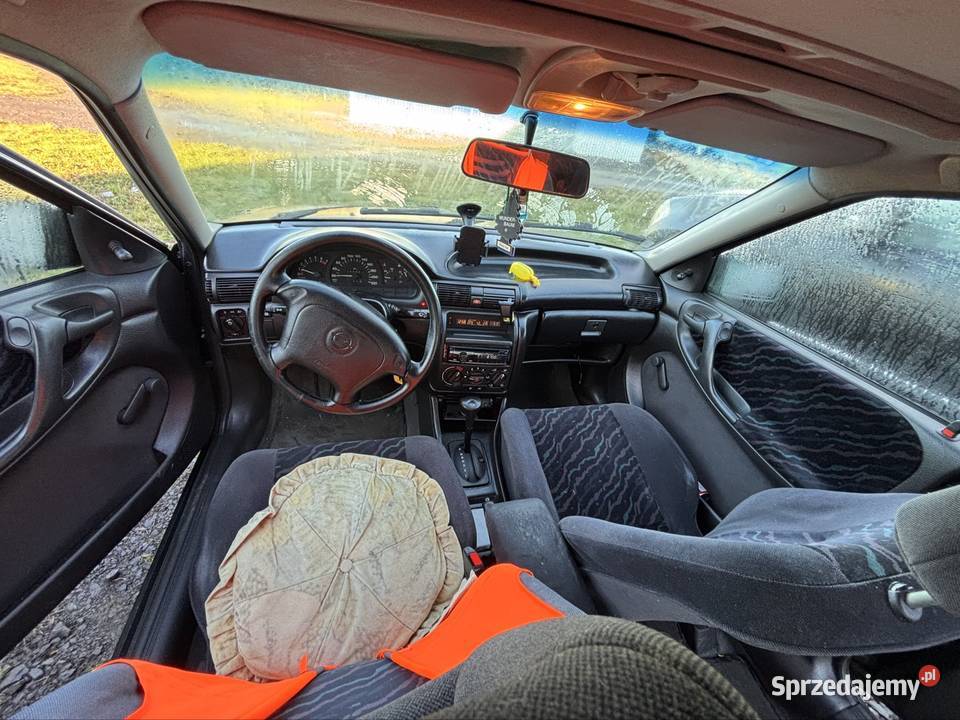 Opel Astra F 16 benzyna Rok produkcji 1994 Krobusz