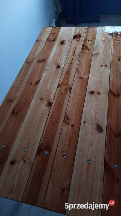 Sprzedam stół PRL z nowym drewnianym blatem sprzedam