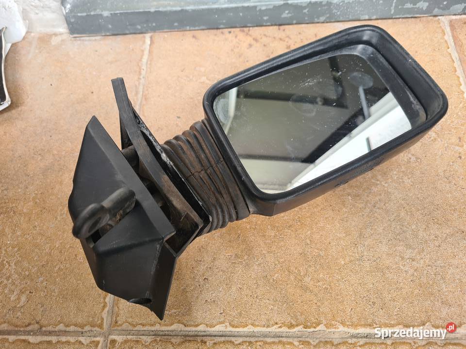 Lusterko zewnętrzne prawe regulowane FSO Polonez Lusterka zewnętrzne sprzedam
