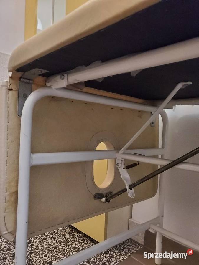 Stabilny fotel do tatuażu masaż kosmietyki klasyczne