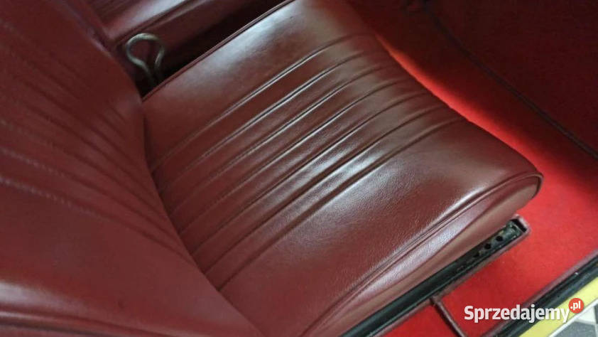 FSO Syrena 105 1977 nieuszkodzony Żuraw