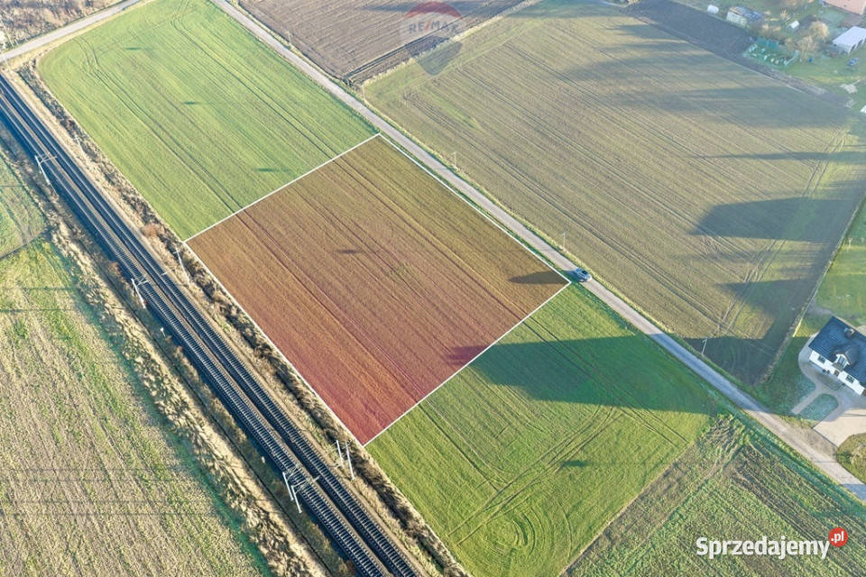 Działka z możliwością zabudowy mieszkaniowej Siedliska sprzedam