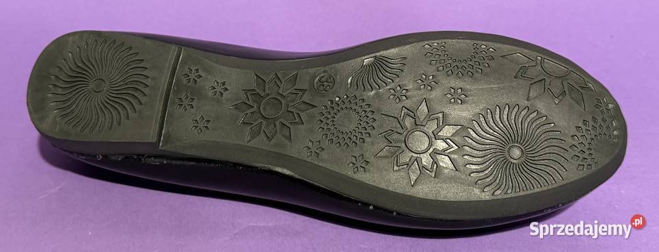 Czarne lakierowane baleriny rozmiar 38 Balerinki Żyrardów sprzedam