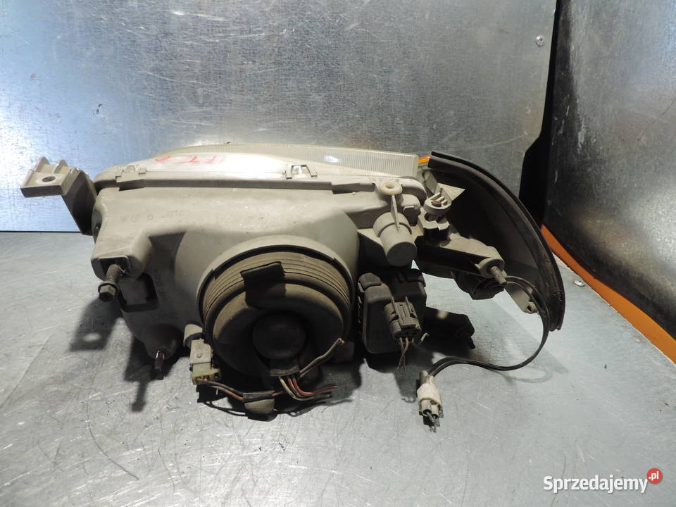 SUZUKI SWIFT 2 LAMPA PRAWA PRZEDNIA Nowy Sącz