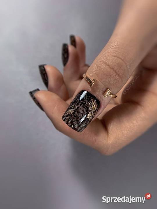 Manicure idealny na lato wakacje i codzienność Chorzów