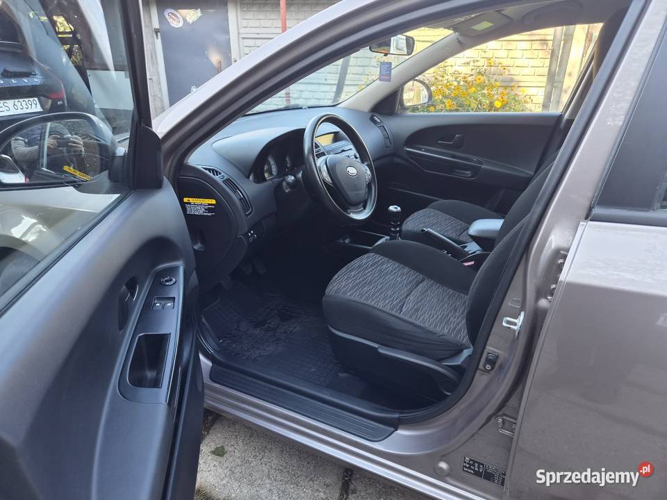 Kia Ceed 16 benzyna Salon Polska 153 Skierniewice