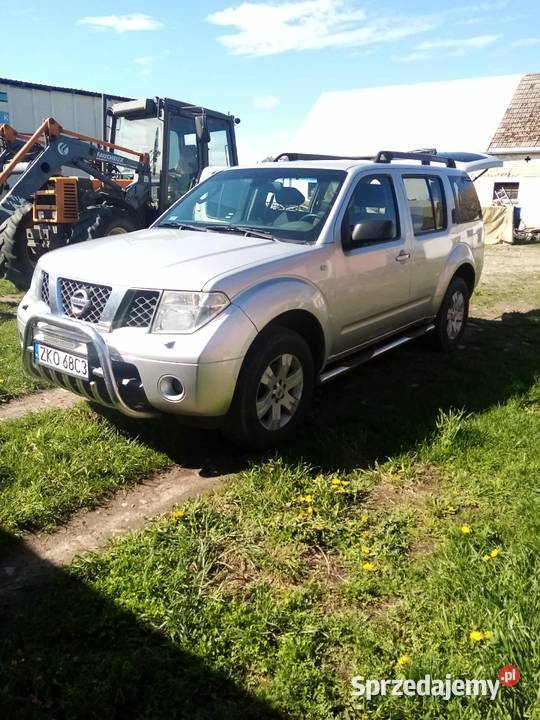 Nissan Pathfinder 25d Głomsk