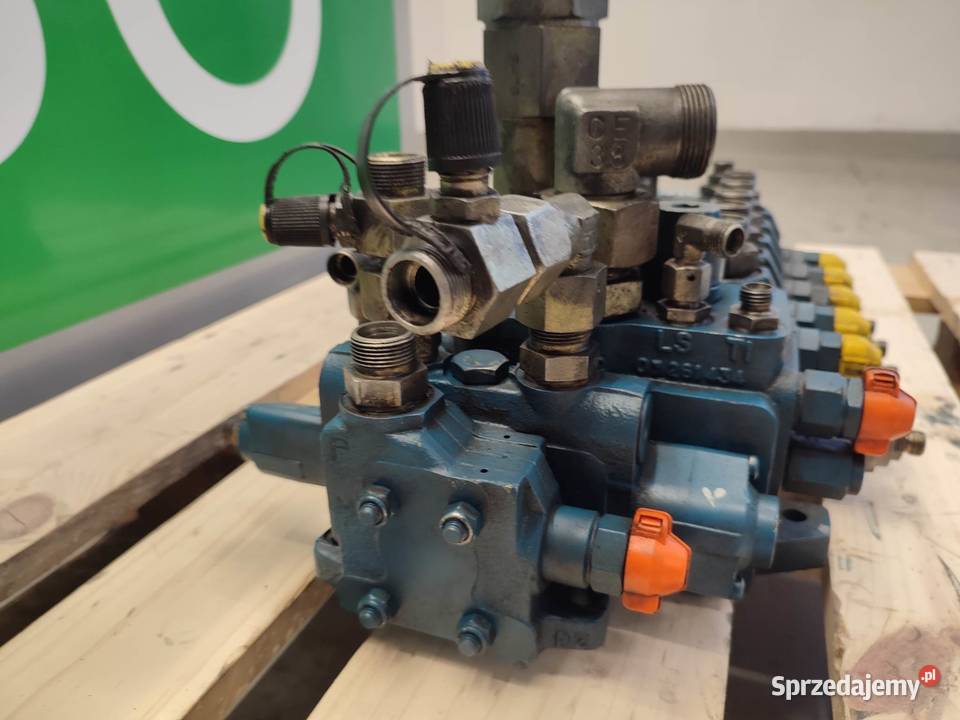 Rozdzielacz hydrauliczny JLG 660 26015700 Wilkowo