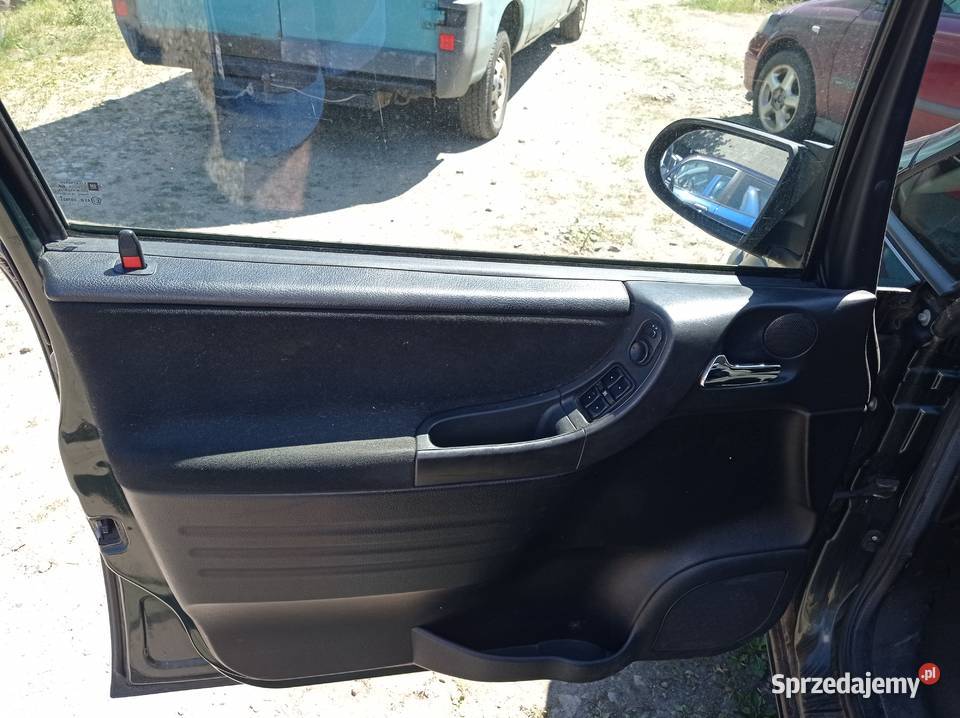 Opel Zafira 20 DTI 74 kW 2003 r dawca części Szklarka Myślniewska