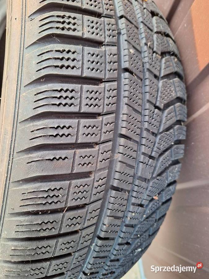 Opony zimowe 225 60 16 Julianpol sprzedam