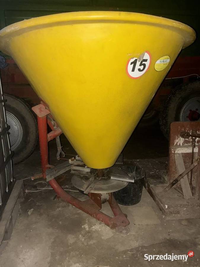 Rozsiewacz lej 400l Albertów