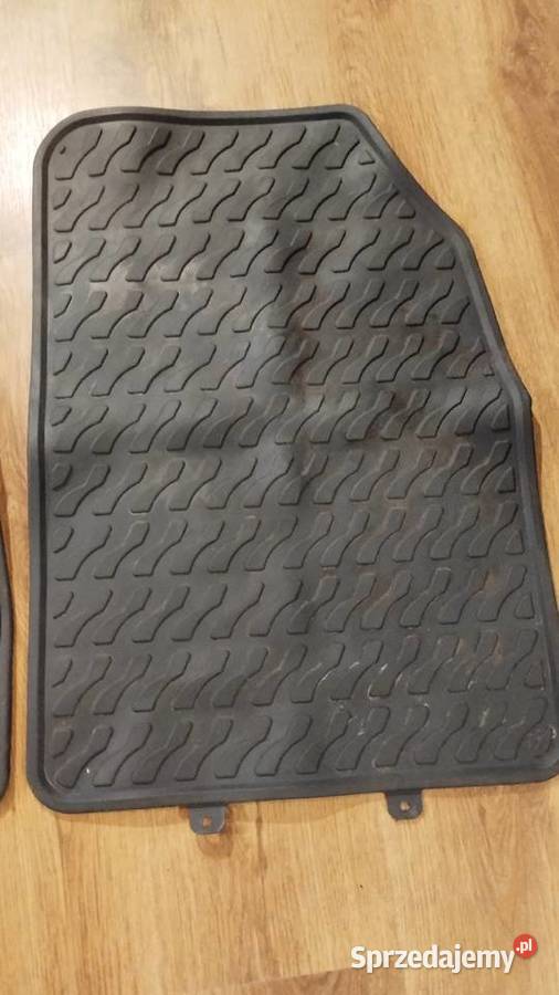 2 dywaniki gumowe uniwersalne Poznań sprzedam