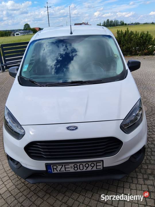 Ford Transit Courier Rzeszów