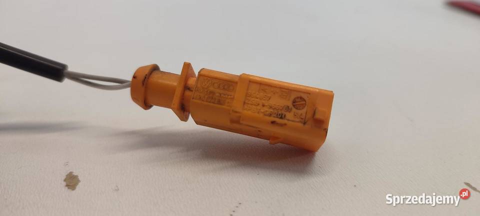 AUDI A7 4G CZUJNIK TEMPERATURY SPALIN 8K0906088A osobowe dolnośląskie