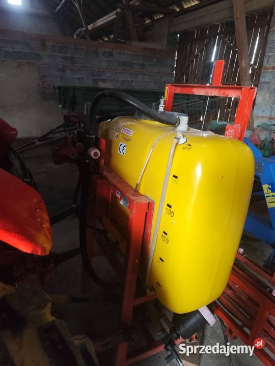 Opryskiwacz Jarmet 10 metrów 300l 2002r Sędzimirowice sprzedam