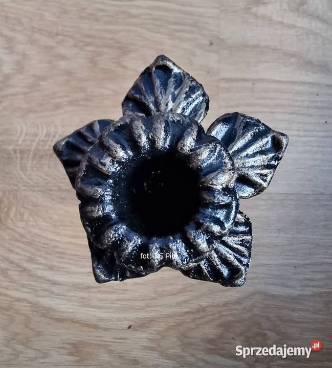 Ozdobny świecznik metalowy Piła sprzedam