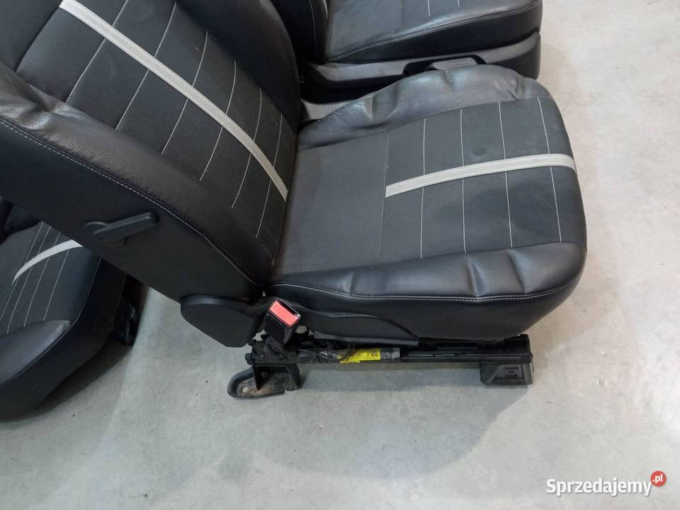 FOTELE KANAPA BOCZKI MK1 PÓŁSKÓRA Ford Kuga I osobowe świętokrzyskie sprzedam