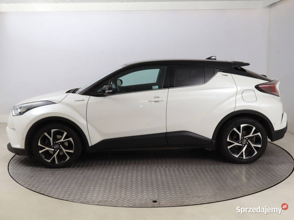 Toyota CHR 18 Hybrid isofix Bielany Wrocławskie sprzedam