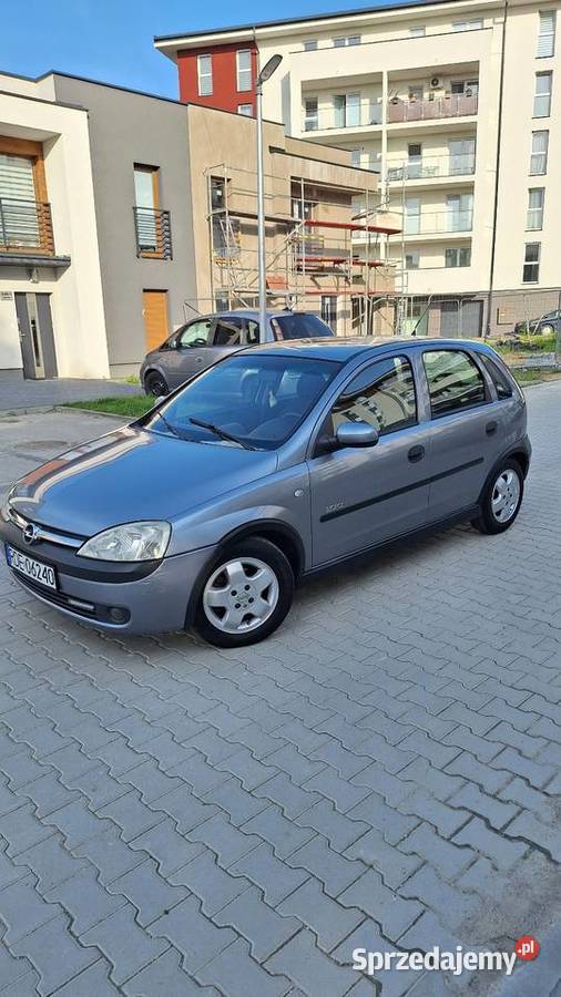 Opel Corsa 17 332000km