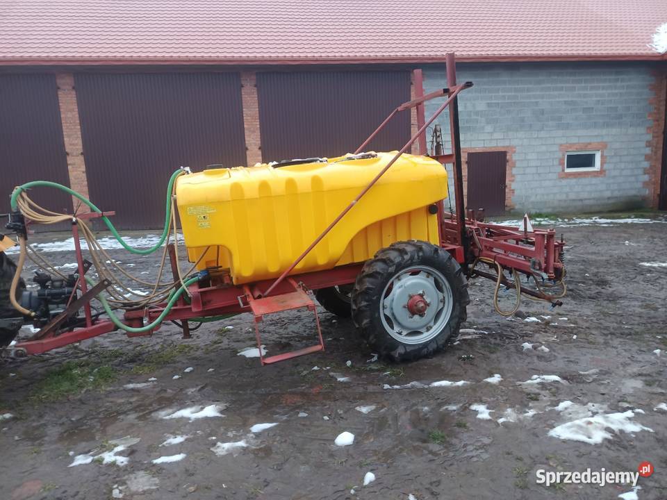 Opryskiwacz ciagany 1500 litrów belka 15m pilmet łódzkie Kutno sprzedam
