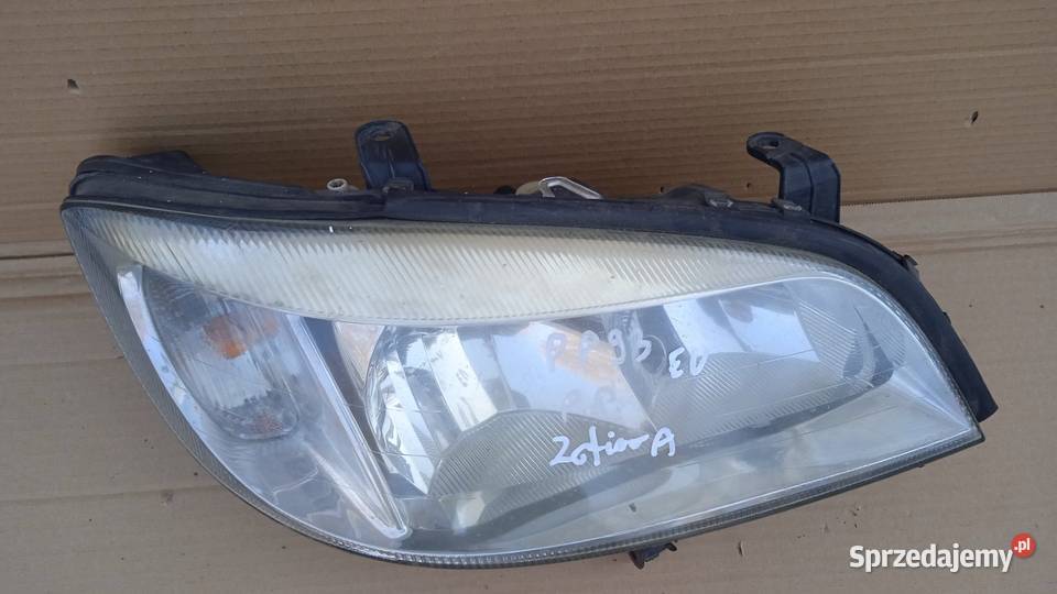 ZAFIRA A LAMPA PRZÓD PRAWA EU