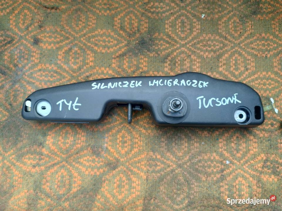 HYUNDAI TUCSON I silniczek wycieraczek tył osobowe Kielce