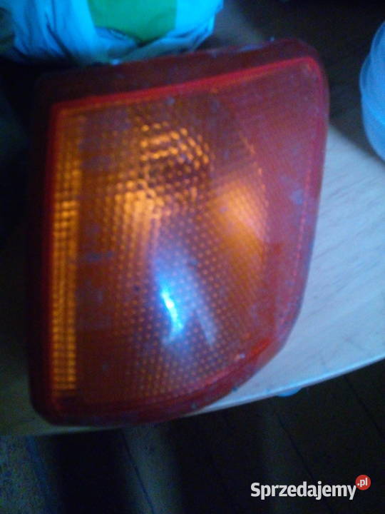 lampa kierunkowskazu lewa Ford Fiesta