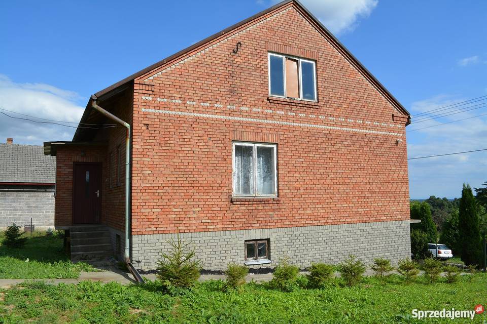 Dom z budynkami gospodarczymi na działce 110ha siatka Brzuchania