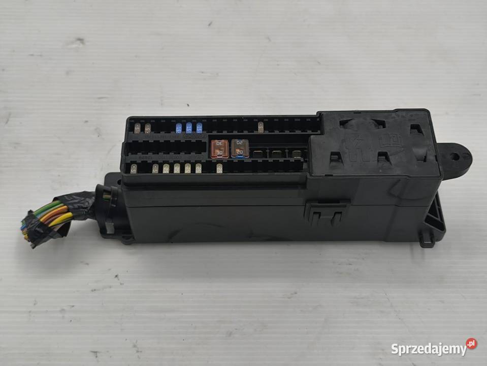SKRZYNKA BEZPIECZNIKÓW FORD FOCUS MK3 LIFT 15
