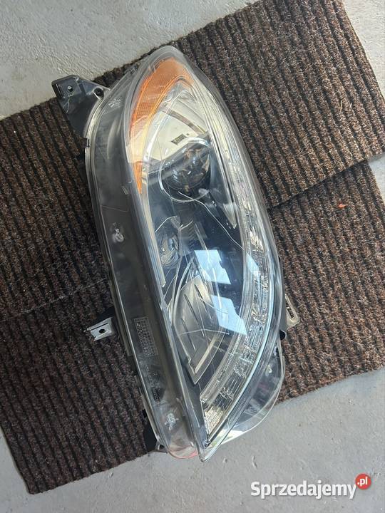 Oryginalna lampa prawy przód Mercedes ML GLE Rok produkcji 2013 podkarpackie Strzyżów sprzedam