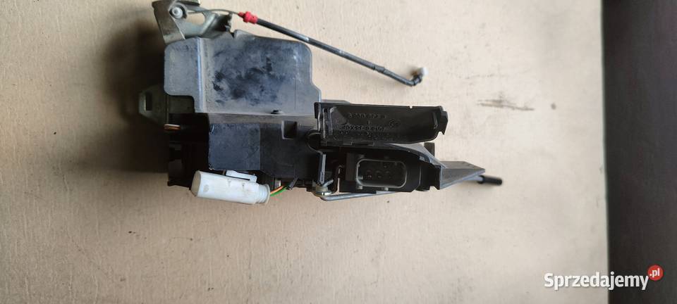 Zamek drzwi prawy przód BMW 5 E39 Pawłowice