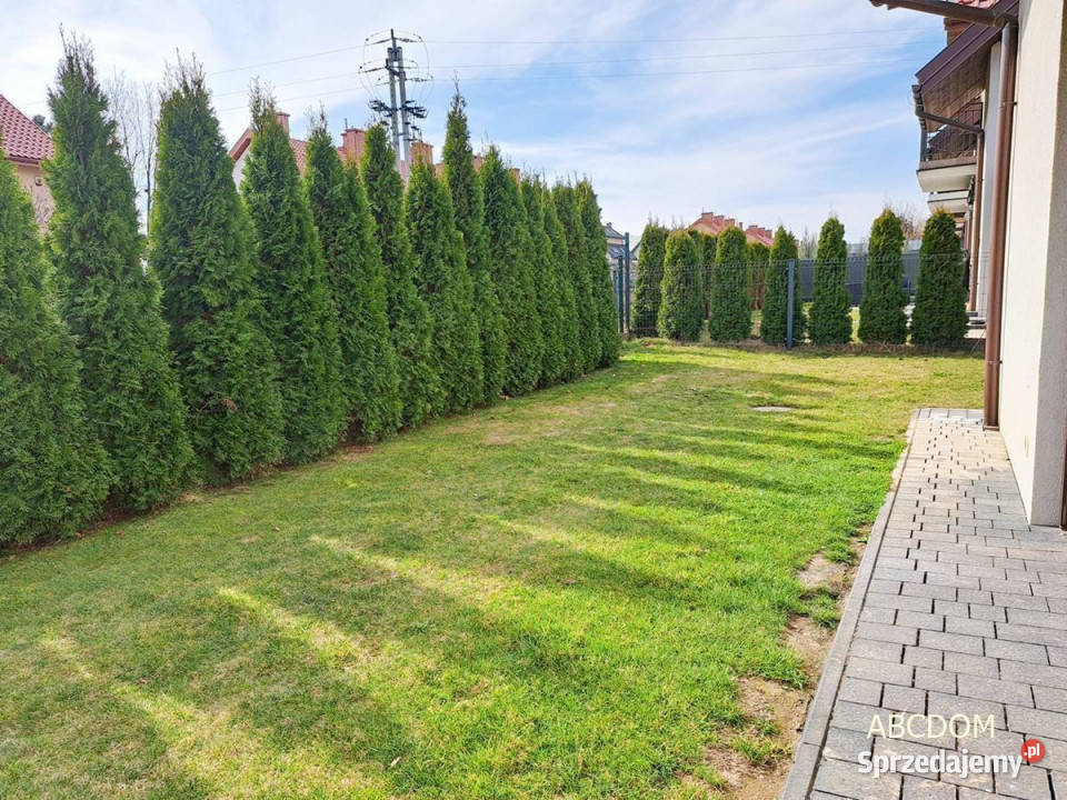 Dom gotowy do zamieszkania 3 miejsca postojowe do zamieszkania Zielonki sprzedam