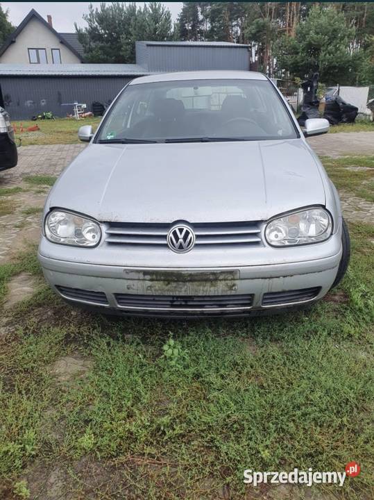 Zderzak przedni kompletny Golf IV Lift 2003r Kod Gostynin sprzedam