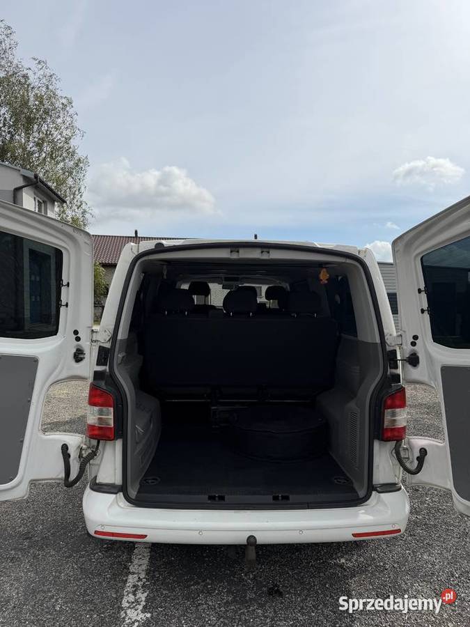 Volkswagen Caravelle T5 9 osobowy hak Wolbrom